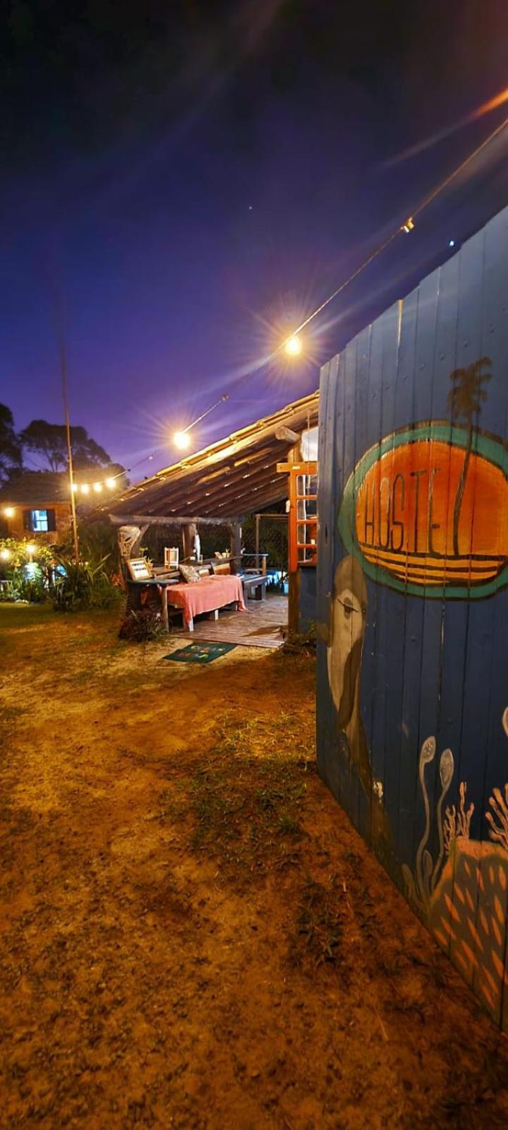 Praia Do Rosa Hostel Buitenkant foto