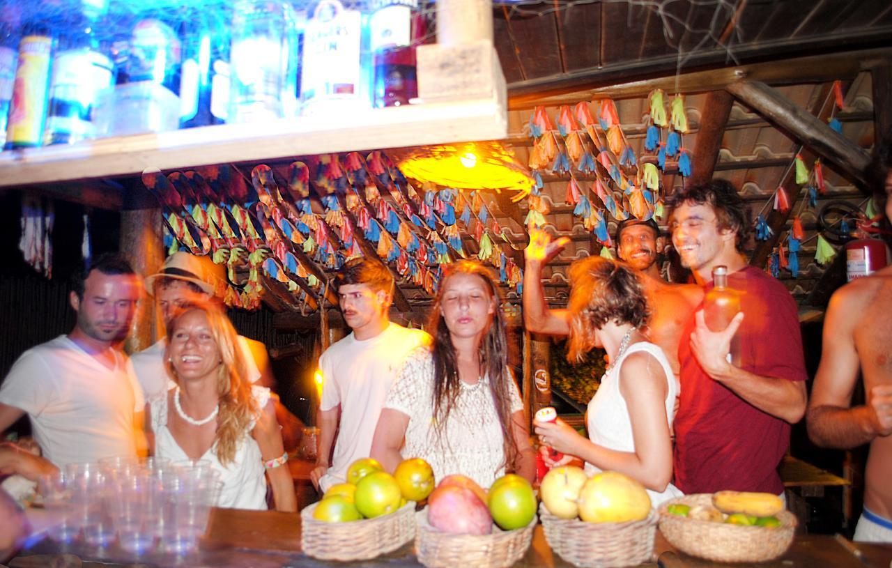 Praia Do Rosa Hostel Buitenkant foto